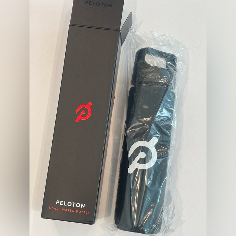 PELOTON Glass Water Bottle